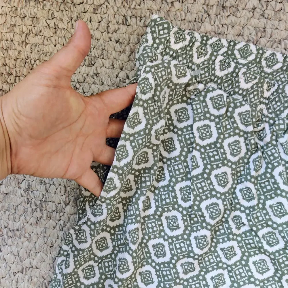 Woman Within Wide Leg‎ Printed Pull On Pants Olive & White Sz 26W Petite Rayon